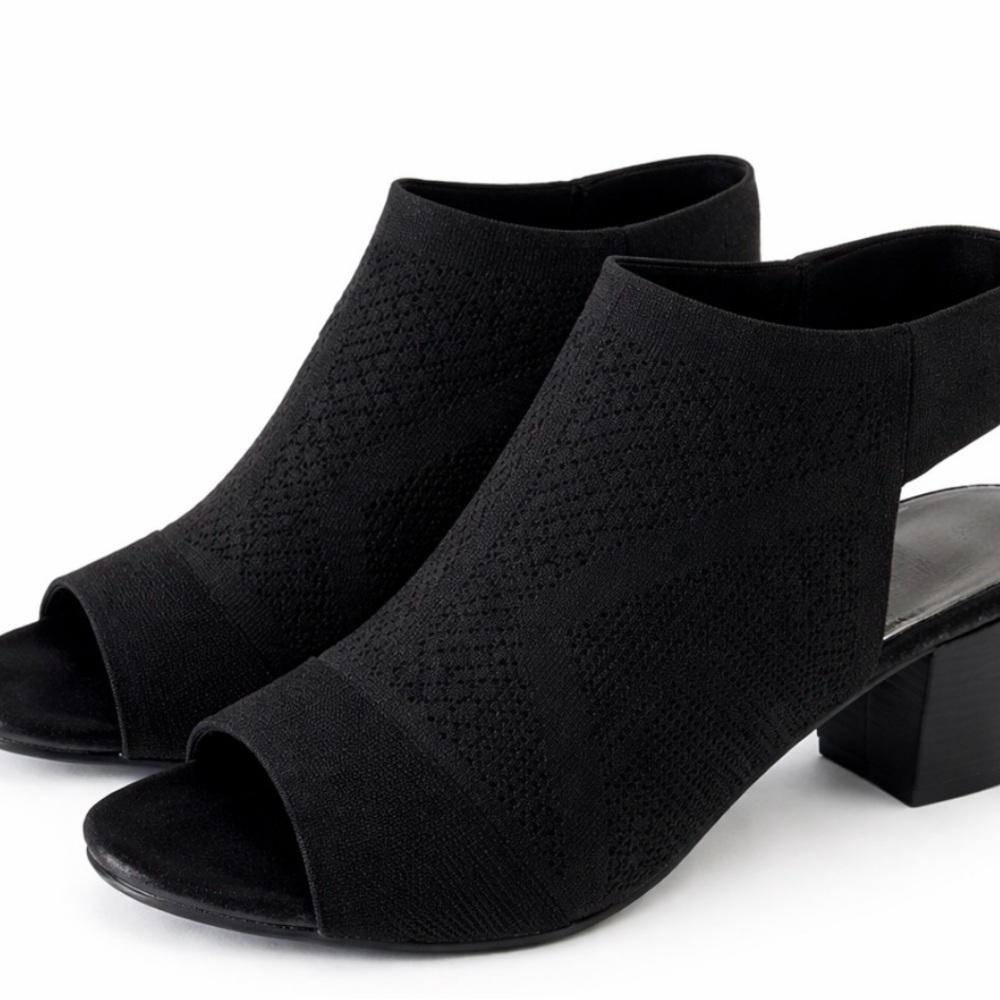 Elegant Black Women's Heeled Sandals